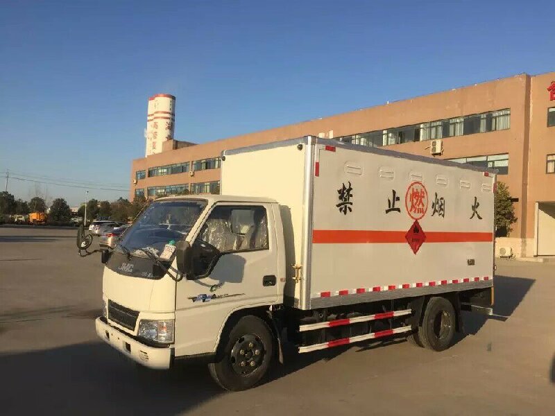 成都到興賓區(qū)物流