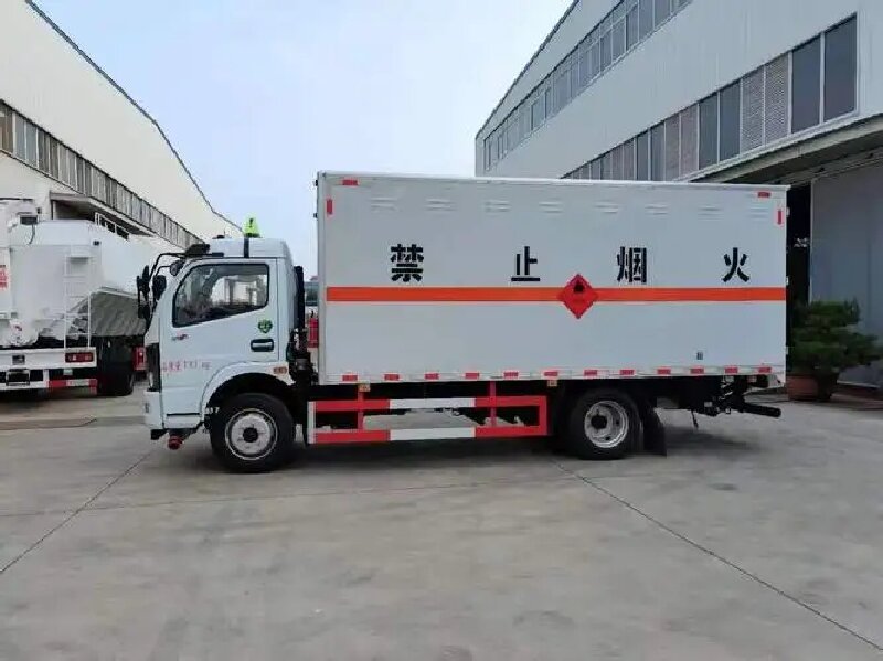 成都到湖濱區(qū)危險(xiǎn)品運(yùn)輸