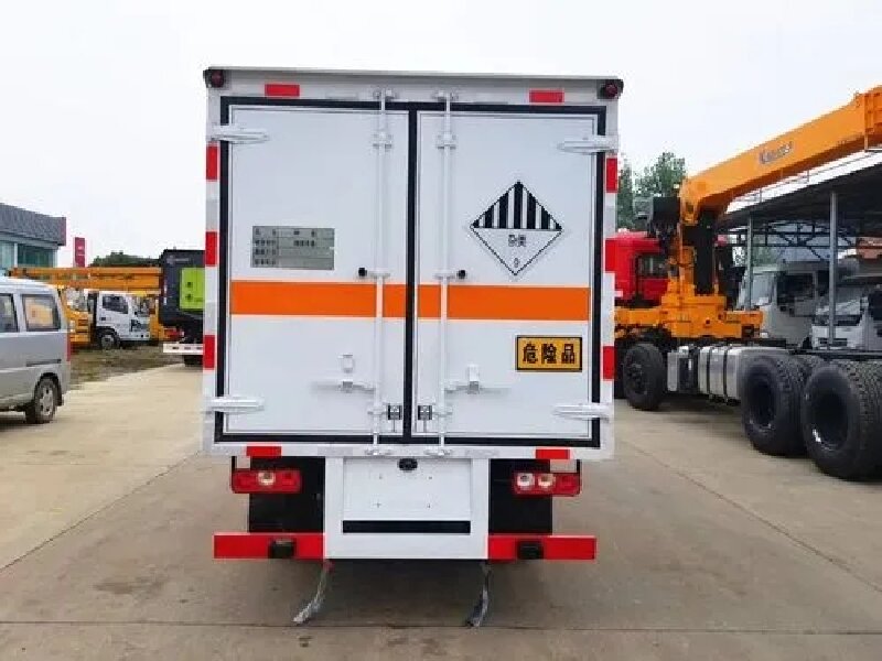 成都到山丹危險(xiǎn)品運(yùn)輸