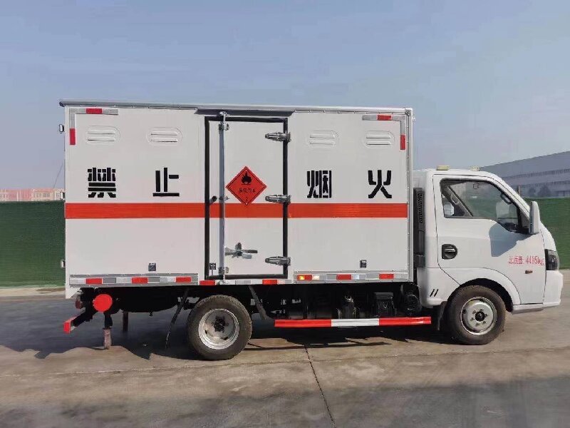 成都到會(huì)寧危險(xiǎn)品運(yùn)輸